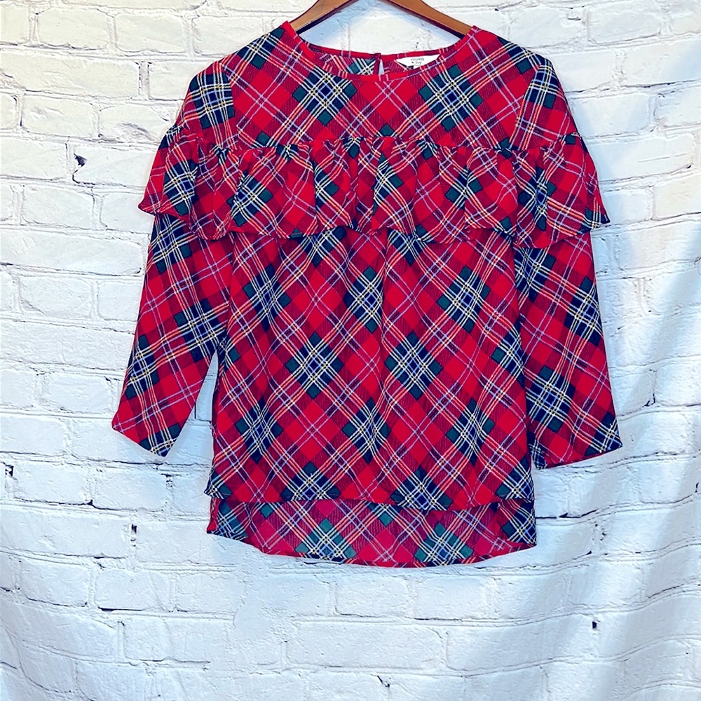 Crown & Ivy Christmas Plaid Top Size Medium Excellent Condition